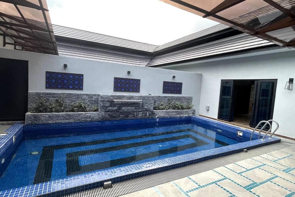 Charis Janda Baik Semi D Villa 6: 3 Bedroom + Pool Bentong Exterior foto